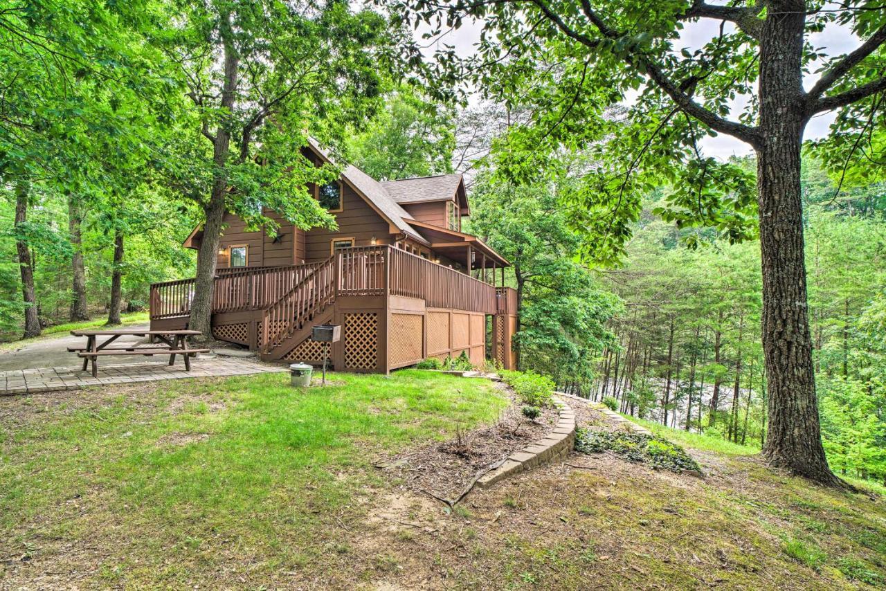 Central Sevierville Cabin With Hot Tub And Views! ภายนอก รูปภาพ